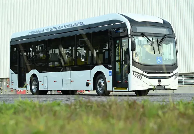 Scania inicia produção de ônibus elétricos no ABC Paulista com investimento bilionário