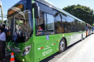 Distrito Federal recebe 85 ônibus novos, incluindo 45 elétricos